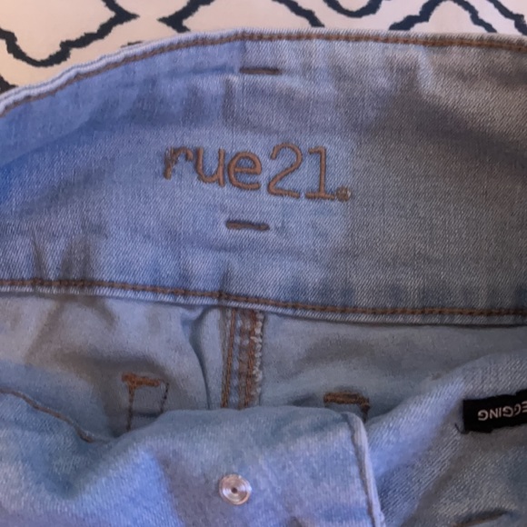 Jeggins - Picture 2 of 5